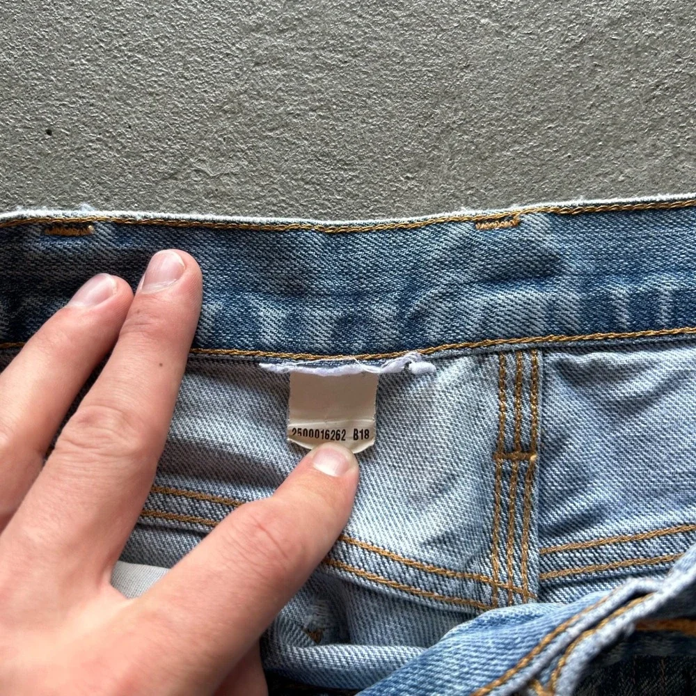Vintage 90s Carhartt Jeans Size 37x32 Blue Light Wash Denim Straight Leg Worker